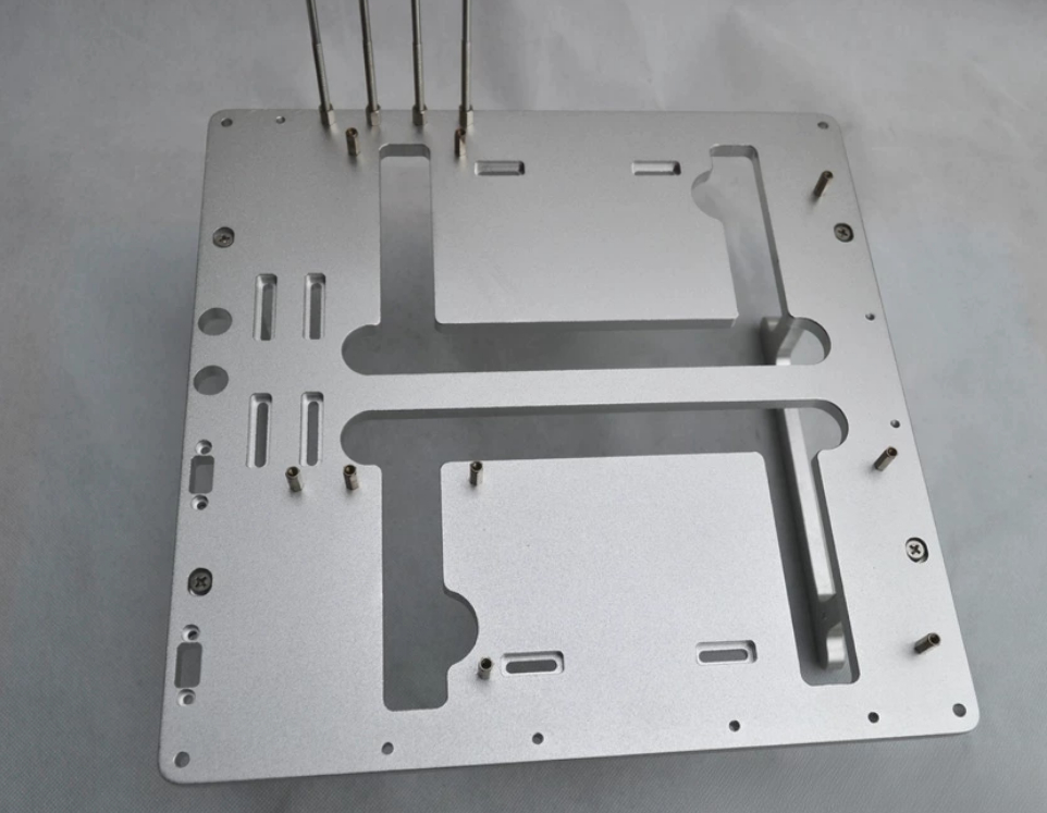 صندوق كمبيوتر مفتوح للاختبارات - مراجعة Aluminum Open Frame Test Bench Water Cooling وسعره