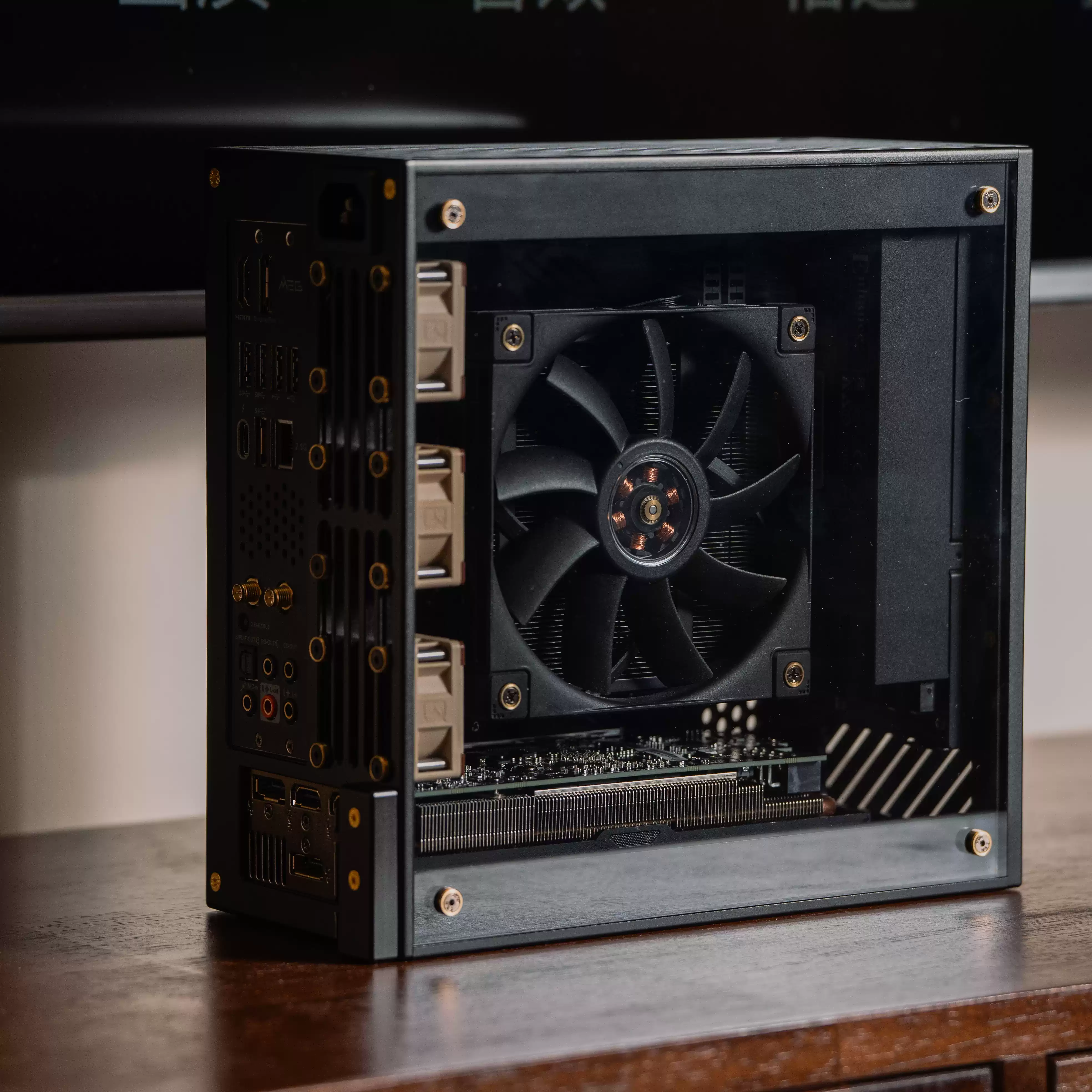 هيكل LP P6 ITX من الألومنيوم ا - مراجعة Sff Mini Itx Cnc Aluminum Chassis وسعره